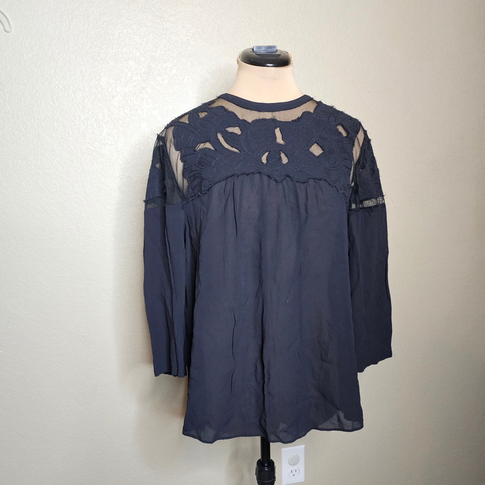 Vanessa Virginia Anthropologie black jacquard Mesh Yoke Blouse Size 12